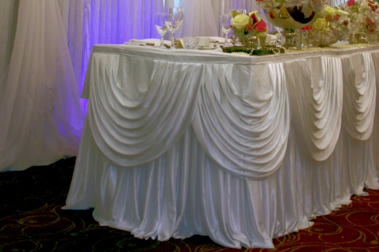Table skirt to match backdrop draping