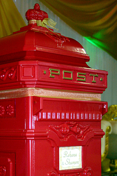 Red pillar post box for hire in Herts